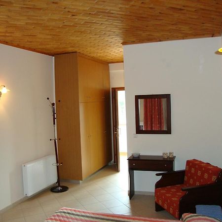 Bistola Guesthouse Vlakhokerasea Bagian luar foto